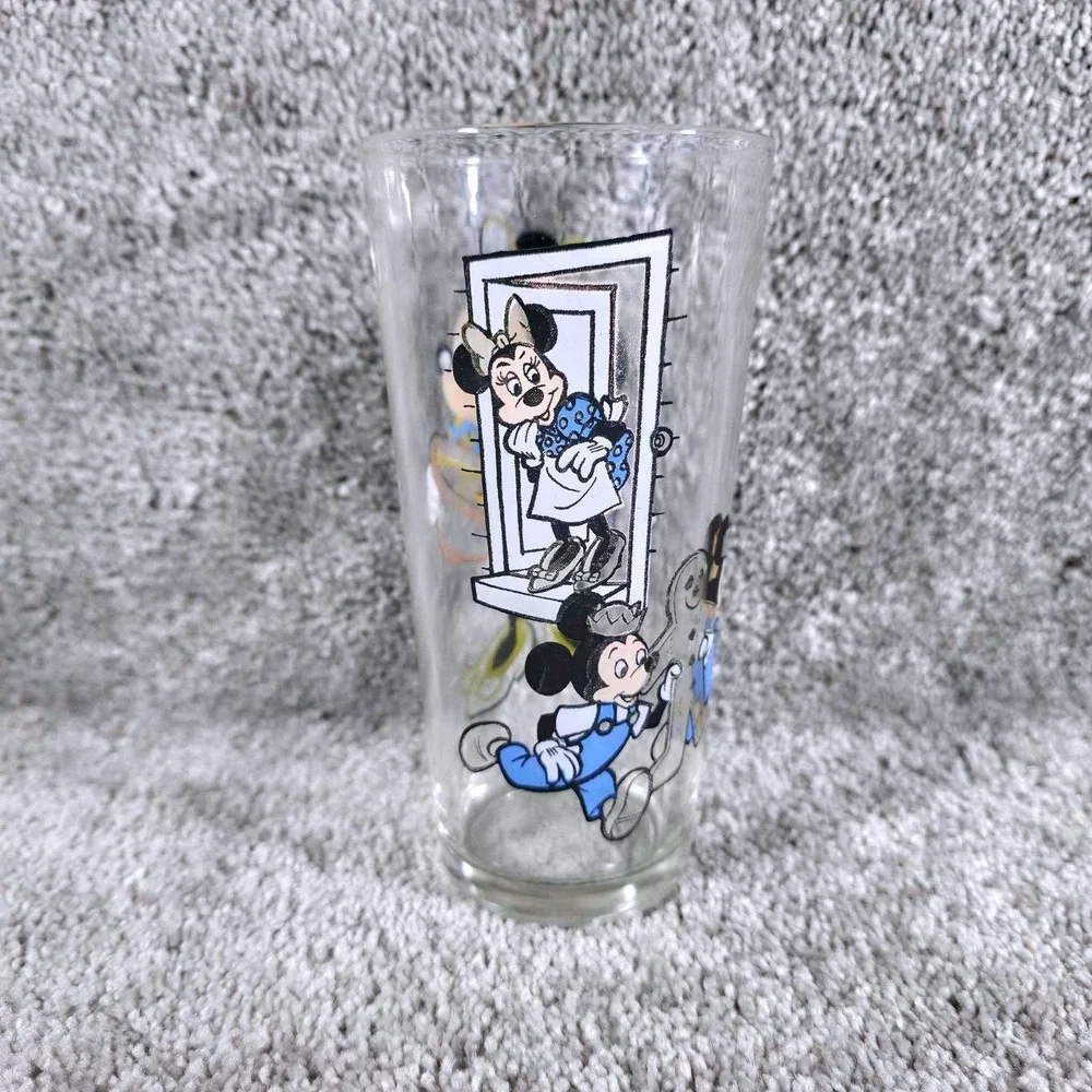 Vintage Minnie‎ Mouse Glass Cup Character Graphic Drinkware Collectible